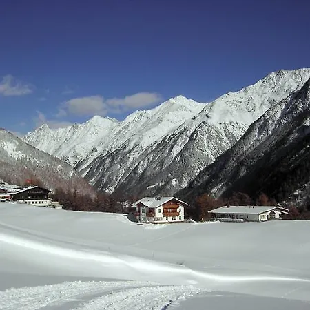 Almhof Appartement *